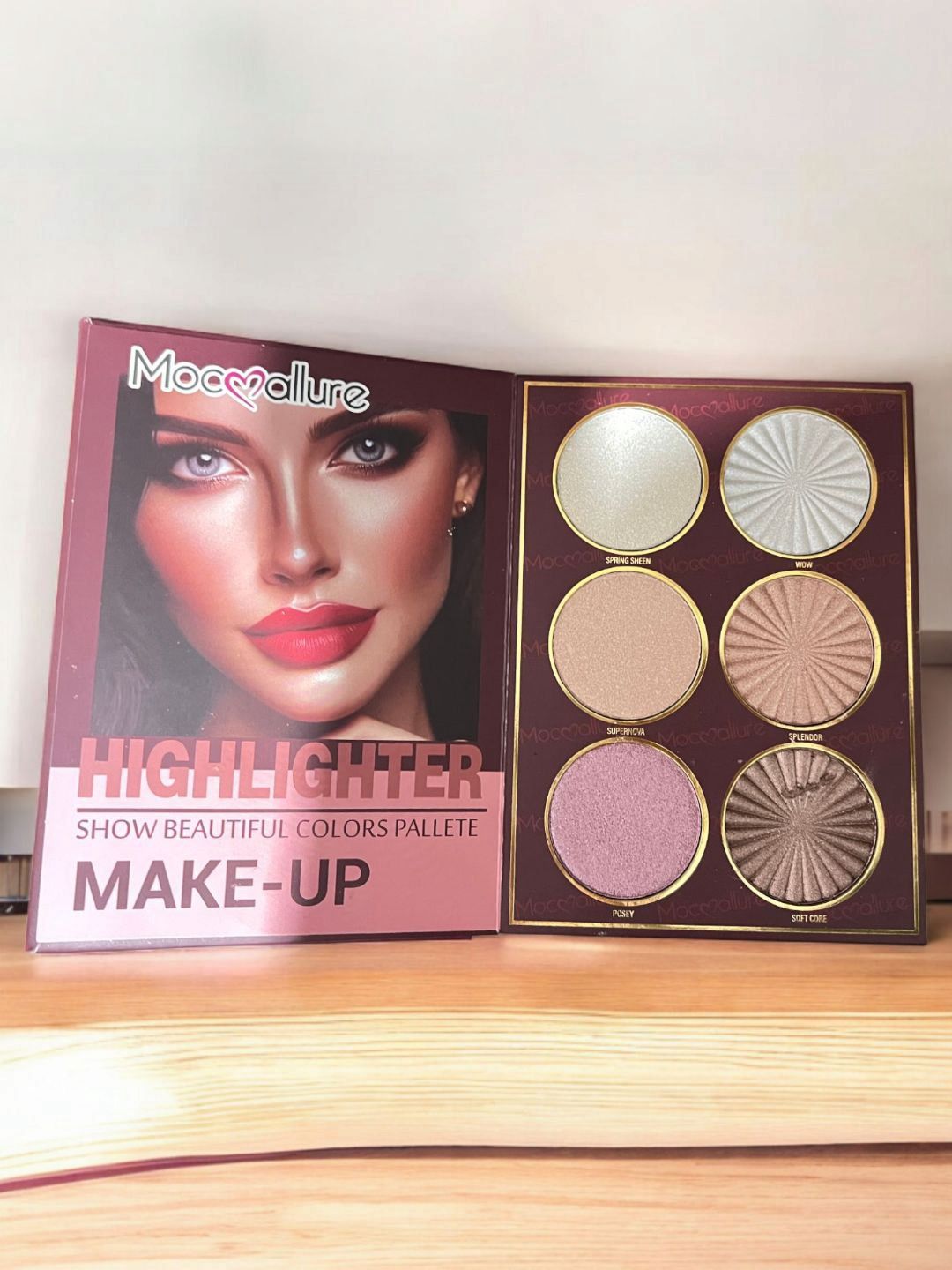 Mocallure 4 in 1 Book Palette